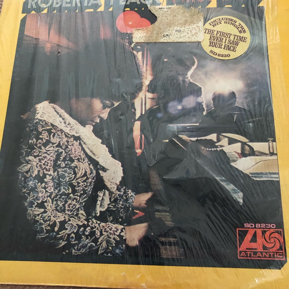 Roberta Flack Vinyl Record SD 8230 Vinyl Stereo LP - Used - Yellow Cover